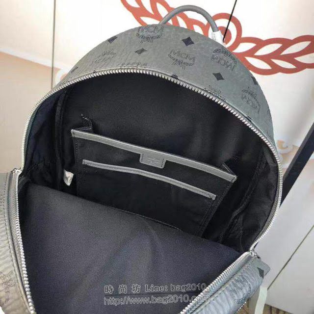 MCM雙肩背包 原單 5927小號 Gunta“M”字形鉚釘背包 金屬鉚釘 MCM女背包  mdmc1133